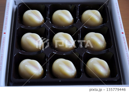うさぎホワイトチョコ うさぎホワイトチョコ 135779446