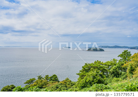 蒲郡市から見た三河湾の風景(愛知県) 135779571