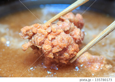 自家製唐揚げ 135780173