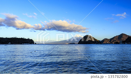 西伊豆から見た富士山 西伊豆から見た富士山 135782800