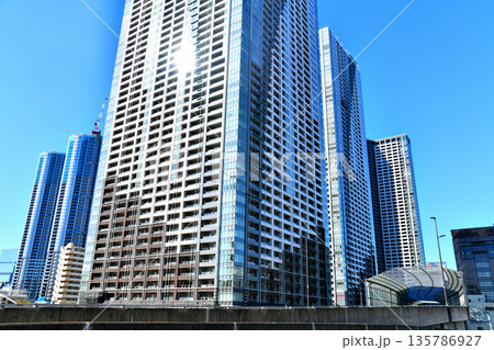 黎明大橋より勝どき陸橋方向を望む(東京都中央区)【2026.1】 135786927