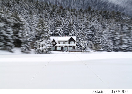 Lake home near the Golcuk Lake in Bolu, Turkey Lake home near the Golcuk Lake in Bolu, Turkey 135791925
