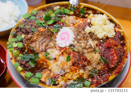 護什番　ラーメン 135793215