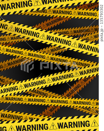 警告テープが張り巡らされた背景 135793302