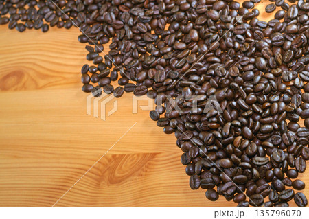 Coffee Beans Wooden Table Coffee Beans Wooden Table 135796070