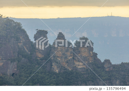 Photograph of the Three Sisters rock formation at sunrise in the Blue Mountains 135796494