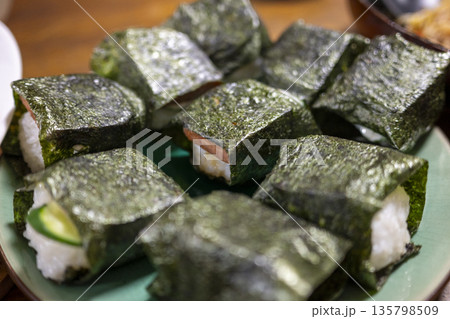 とても美味しい日本の食べ物 135798509