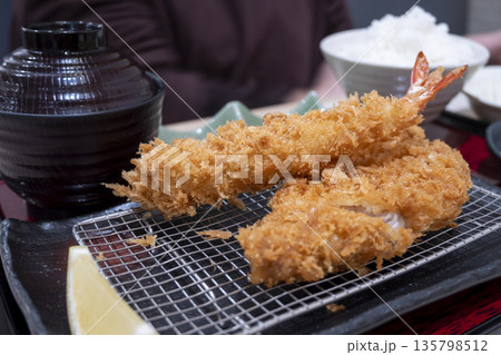とても美味しい日本の食べ物 とても美味しい日本の食べ物 135798512