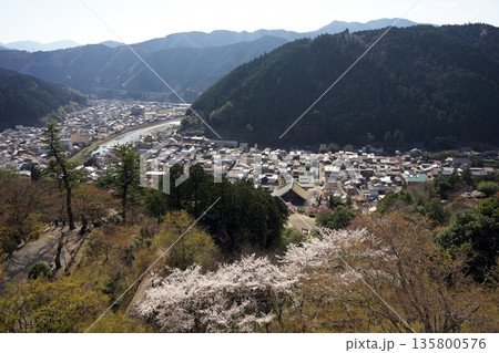 春の郡上八幡 135800576