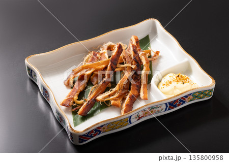 焼きイカ（一夜干し風）魚介乾製品 135800958