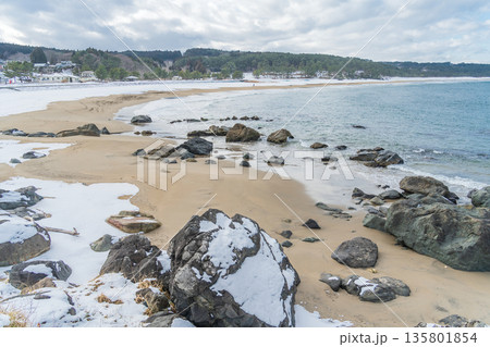 「青森県」雪景色の大須賀海岸・種差海岸 八戸市 「青森県」雪景色の大須賀海岸・種差海岸 八戸市 135801854