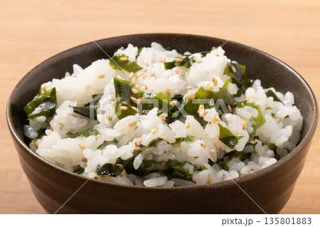 わかめご飯 135801883