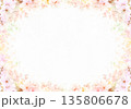 柔らかいピンクの色合いの桜の花枠 135806678