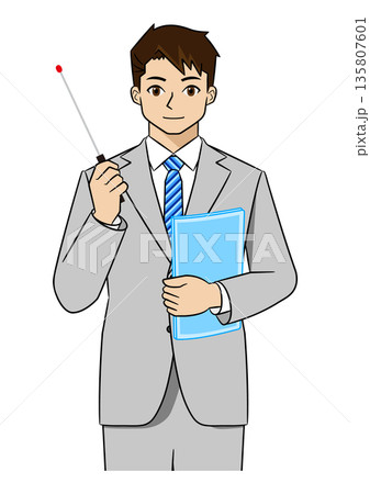 右手にポインターを持って説明するスーツ姿の若いビジネスマン（上半身） 135807601