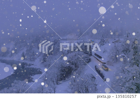 雪降る飯山線 雪降る飯山線 135810257