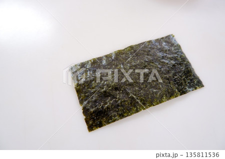 海苔 海苔 135811536