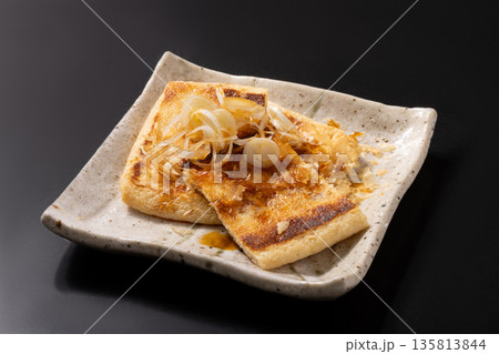 焼き 油揚げ 焼き 油揚げ 135813844