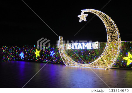 伊丹空港ウインターイルミネーション 135814670