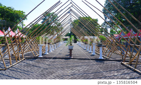 Symmetric Bamboo Structure Over Bonsai Exhibition Lane 135816504