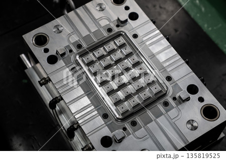 工場設備の風景 135819525