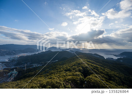 稲佐山山頂展望台見た景色 稲佐山山頂展望台見た景色 135826864