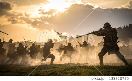次から次に戦闘が行われている様子　兵士たち 135828730