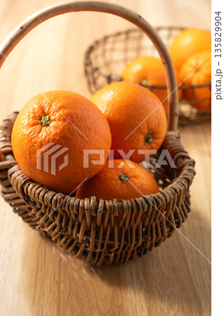 orange 135829904