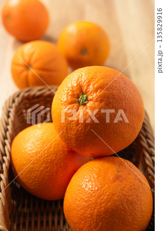 orange 135829916