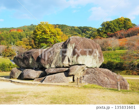 奈良県 国指定特別史跡 石舞台古墳 11月 奈良県 国指定特別史跡 石舞台古墳 11月 135831601