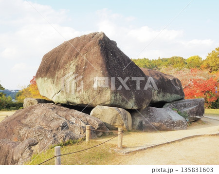 奈良県 国指定特別史跡 石舞台古墳 11月 奈良県 国指定特別史跡 石舞台古墳 11月 135831603