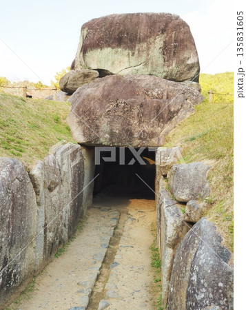 奈良県 国指定特別史跡 石舞台古墳 11月 奈良県 国指定特別史跡 石舞台古墳 11月 135831605