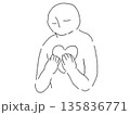 手でハートを作る人の線画イラスト 135836771