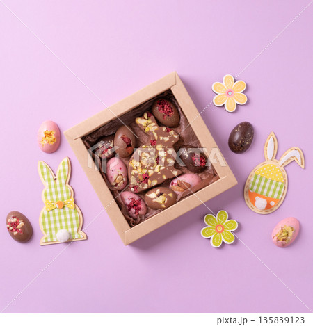 Easter chocolate bunny and eggs gift box Easter chocolate bunny and eggs gift box 135839123