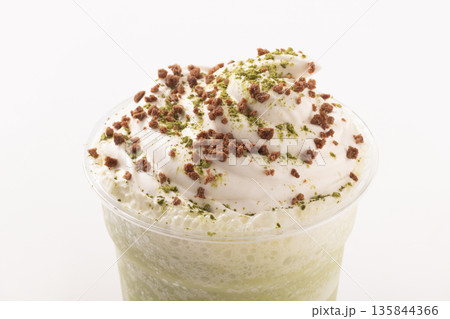 抹茶クリームフラッペ(チョコチップ) 抹茶クリームフラッペ(チョコチップ) 135844366