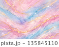 パステルカラーと金箔ラインの流体アート背景 135845110