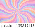 パステルカラーの放射状スパイラル抽象背景 135845113
