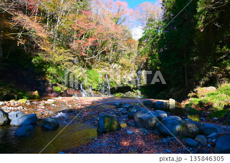 陣馬の滝 五斗目木川 富士宮市 陣馬の滝 五斗目木川 富士宮市 135846305