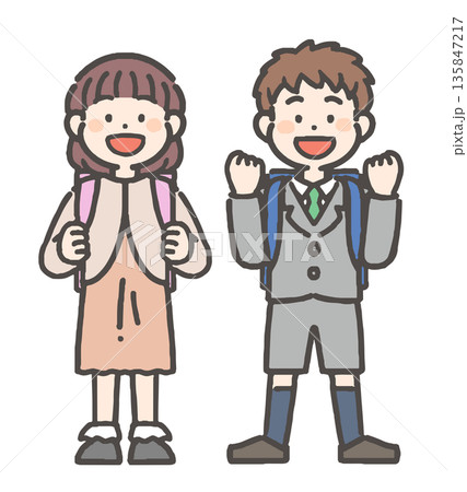 笑顔の男の子と女の子の小学生 笑顔の男の子と女の子の小学生 135847217
