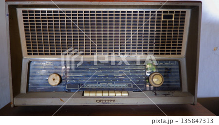 Vintage Philips Tabletop Radio with Classic Grid Speaker and Tuning Dial Vintage Philips Tabletop Radio with Classic Grid Speaker and Tuning Dial 135847313