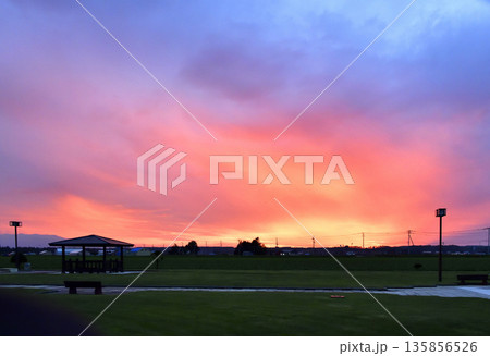 清里秋の夕暮れ 135856526