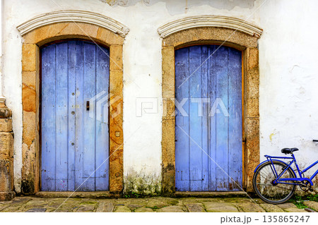 Doors with stone frames Doors with stone frames 135865247