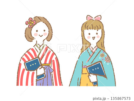 卒業証書を持つ袴姿の女性二人の上半身イラスト 135867573