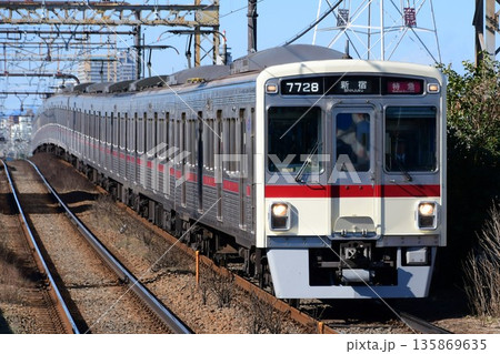 京王7000系7728F復刻臙脂帯 135869635