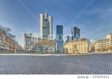 Frankfurt skyline at Rossmarkt square panorama Frankfurt skyline at Rossmarkt square panorama 135870322