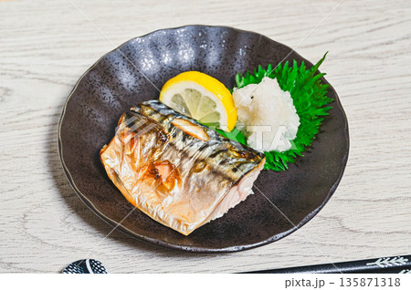 焼魚　塩鯖 135871318