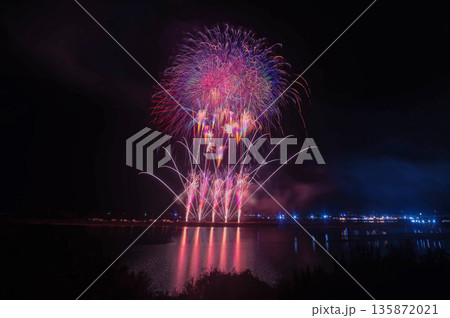 やつしろ花火大会「競技・スターマイン」 135872021