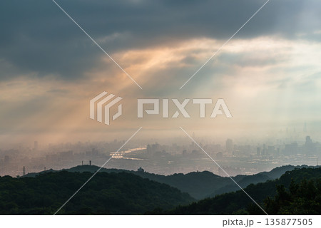 Taipei Cityscape Dawn Rays Dadao Mountain Taiwan - Divine Light Rays. Taipei Cityscape Dawn Rays Dadao Mountain Taiwan - Divine Light Rays. 135877505
