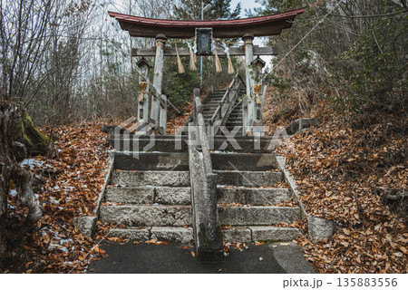 異世界への入口 135883556