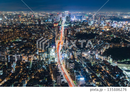 「東京都」東京シティビューから東京都心の都市夜景眺望 135886276