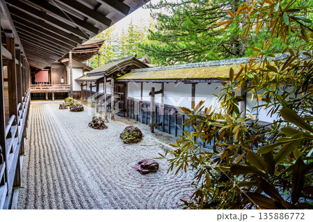 高野山 金剛峯寺　本坊庭園 135886772